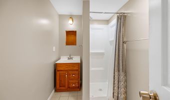 23 Lisa Dr, Barre, VT 05641