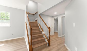 21610 MONMOUTH Ter, Ashburn, VA 20147