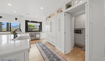 696 Belle Creek Rd, Belgrade, MT 59714