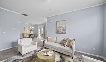 5939 Naughten Pond Dr, Columbus, OH 43213