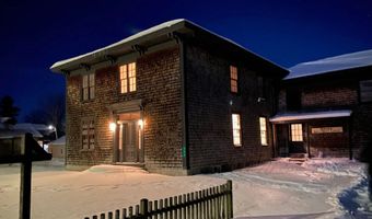 382 S Main St, Alburgh, VT 05440