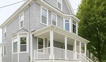 51 Gibbs Ave, Newport, RI 02840