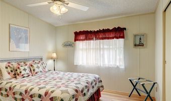 104 Caladium Ct, Barefoot Bay, FL 32976