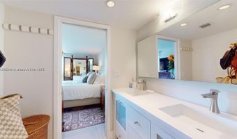3625 N Country Club Dr 2606, Aventura, FL 33180