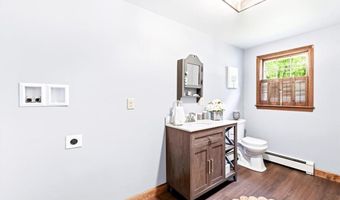 165 Stone Dam Rd, Glocester, RI 02857