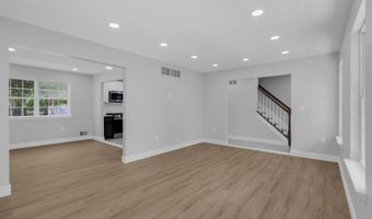 39 Old Main Shore Rd, Barnegat, NJ 08005