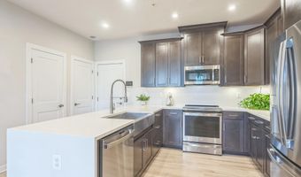 20306 NEWFOUNDLAND Sq, Ashburn, VA 20147