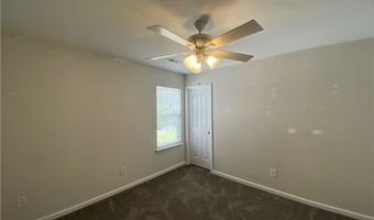 115 N Field Dr, Advance, NC 27006