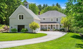17 Canterbury Ln, Bedford, NH 03110