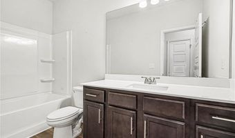 612 Auburn Crossing Dr, Auburn, GA 30011