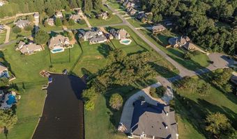 1104 Long Key Cir, Benton, LA 71006