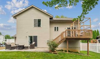 825 Kiowa Dr, North Liberty, IA 52317