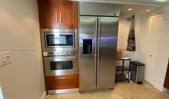 9250 W Bay Harbor Dr 3B, Bay Harbor Islands, FL 33154