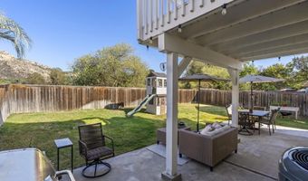 2412 Lake Forest St, Escondido, CA 92026