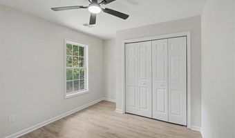 5422 Cheyenne Dr, Acworth, GA 30102