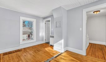 327 Essex St, Bangor, ME 04401