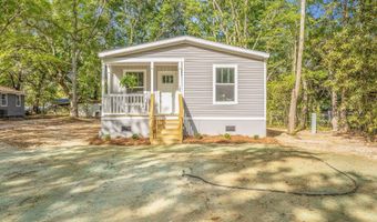 103 Bush Dr, Bonneau, SC 29431