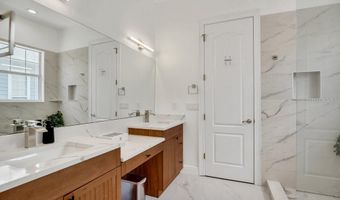 11 N FOREST Ave 3, Orlando, FL 32803