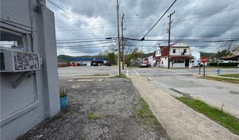 1598 Duss Ave, Ambridge, PA 15003