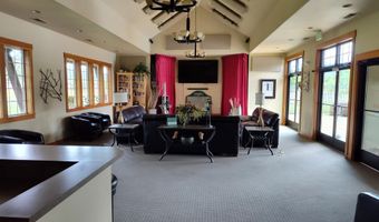 6 Sand Trap Ln, Blanchard, ID 83804
