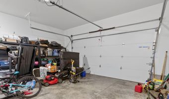 2988 NE Clearwater Dr, Albany, OR 97321