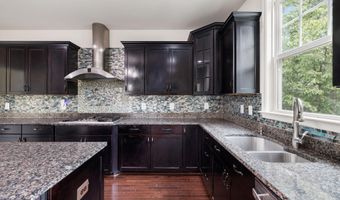 24821 BEARDGRASS Pl, Aldie, VA 20105