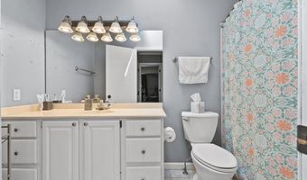 7995 Upper 145th St W, Apple Valley, MN 55124