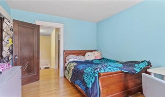 75 Read Ave, Lincoln, RI 02865