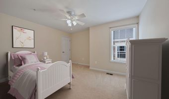 42550 SUNSET RIDGE Sq, Ashburn, VA 20148