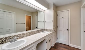 543 Branbury Ct, Brandon, MS 39047