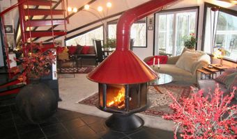 11 Day Rd, Cornwall, CT 06754