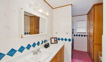 510 N Proctor St, Alvord, TX 76225