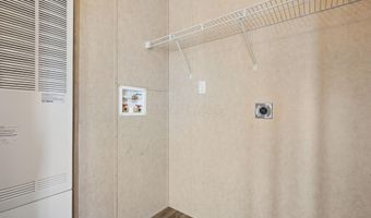 102 Woodfield Pl, Ashville, OH 43103