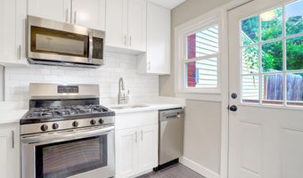 2139 S OXFORD St, Arlington, VA 22204