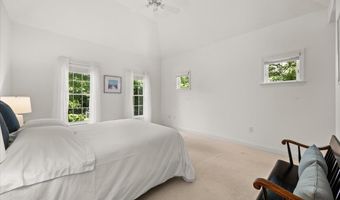 9 Blue Meadow Ct 9, Bourne, MA 02532