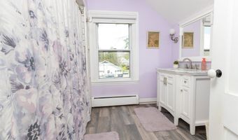 38 Elm St, Charlestown, NH 03603