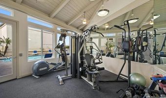 3991 Crown Point Dr P13, San Diego, CA 92109