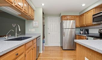 1167 Greens Farm Rd, Cincinnati, OH 45102