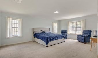 1215 N State St, Abbeville, LA 70510