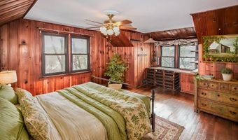 279 Candlewood Lake Rd, Brookfield, CT 06804