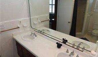 220 Lakeshore Dr, Alma, GA 31510