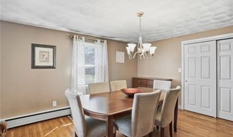 514 Killingly St, Johnston, RI 02919