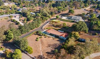 1671 Joshua Tree Ln, Fallbrook, CA 92028