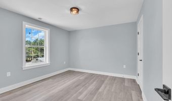 443 Western Blvd, Bayville, NJ 08721