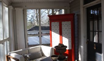 128 Eureka St, Batesville, MS 38606