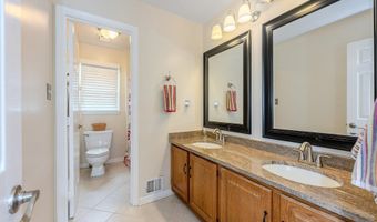 20624 CAMPTOWN Ct, Ashburn, VA 20147