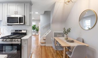 32 KELLY Pkwy, Bayonne, NJ 07002