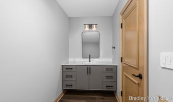 7635 Sandy Hollow Dr SE, Alto, MI 49302