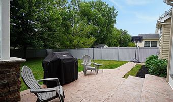 47 Timber Cove Ct, Amherst, NY 14051
