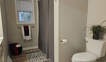 11 Cawley Ct, Bristol, CT 06010